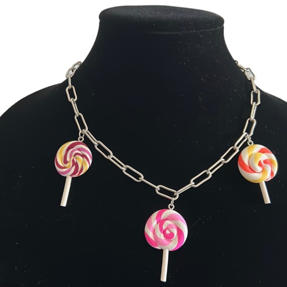♥️ Dolls Kill Muti Color Swirl Lollipops Paper Clip Style Chain Necklace 🍭